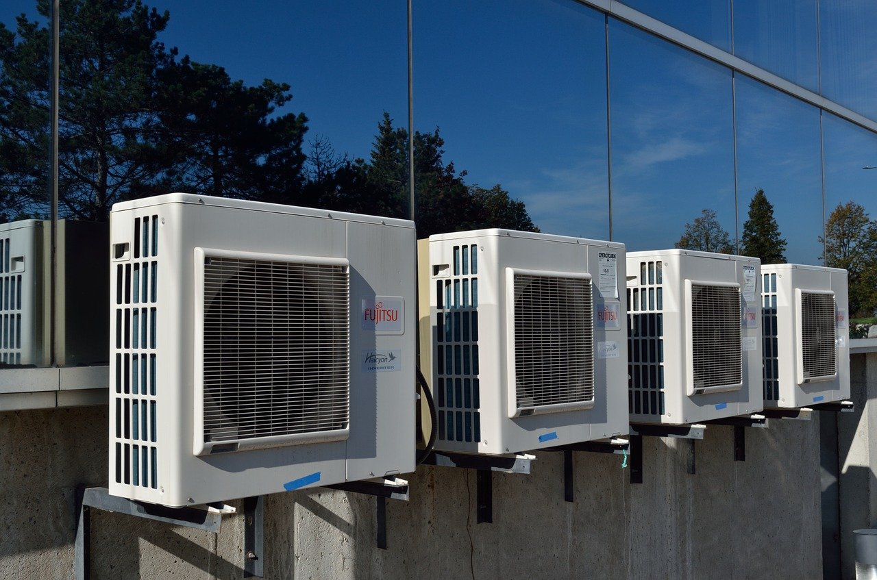 Signs You Need Emergency HVAC Service